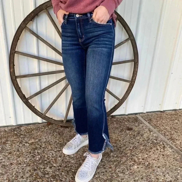 KanCan Quinn Mid Rise Ankle Flare Jeans Raw/Split/Frayed hem size 29 - Picture 11 of 11